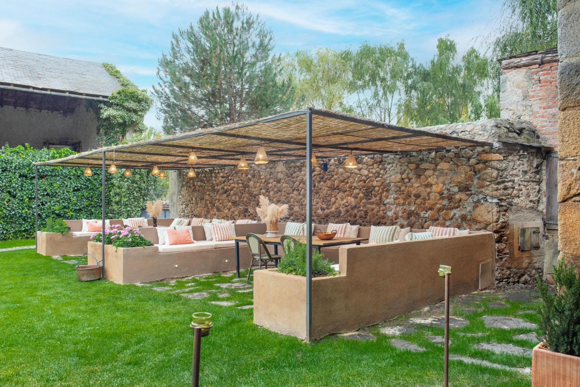 Mas Sant Marc Pensionat Puigcerdà Exteriör bild